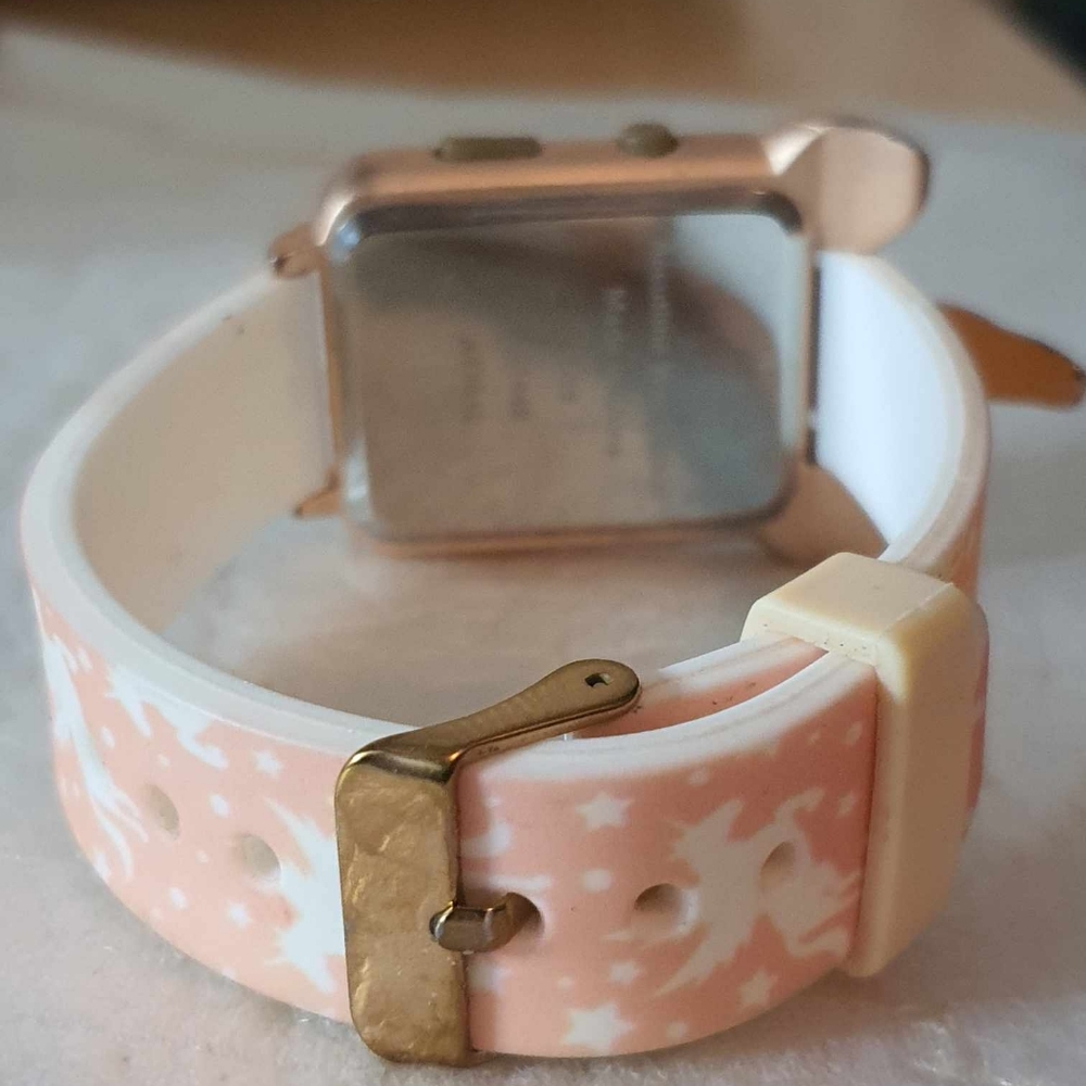 🦋10/$20🦋 Accutime Rose Gold Pink/White Unicorn LCD Digital Girl's Watch - Picture 4 of 5